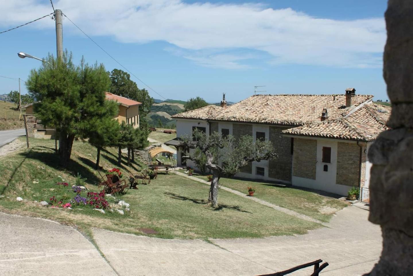 La Via Del Parco Villa Arsita Екстериор снимка