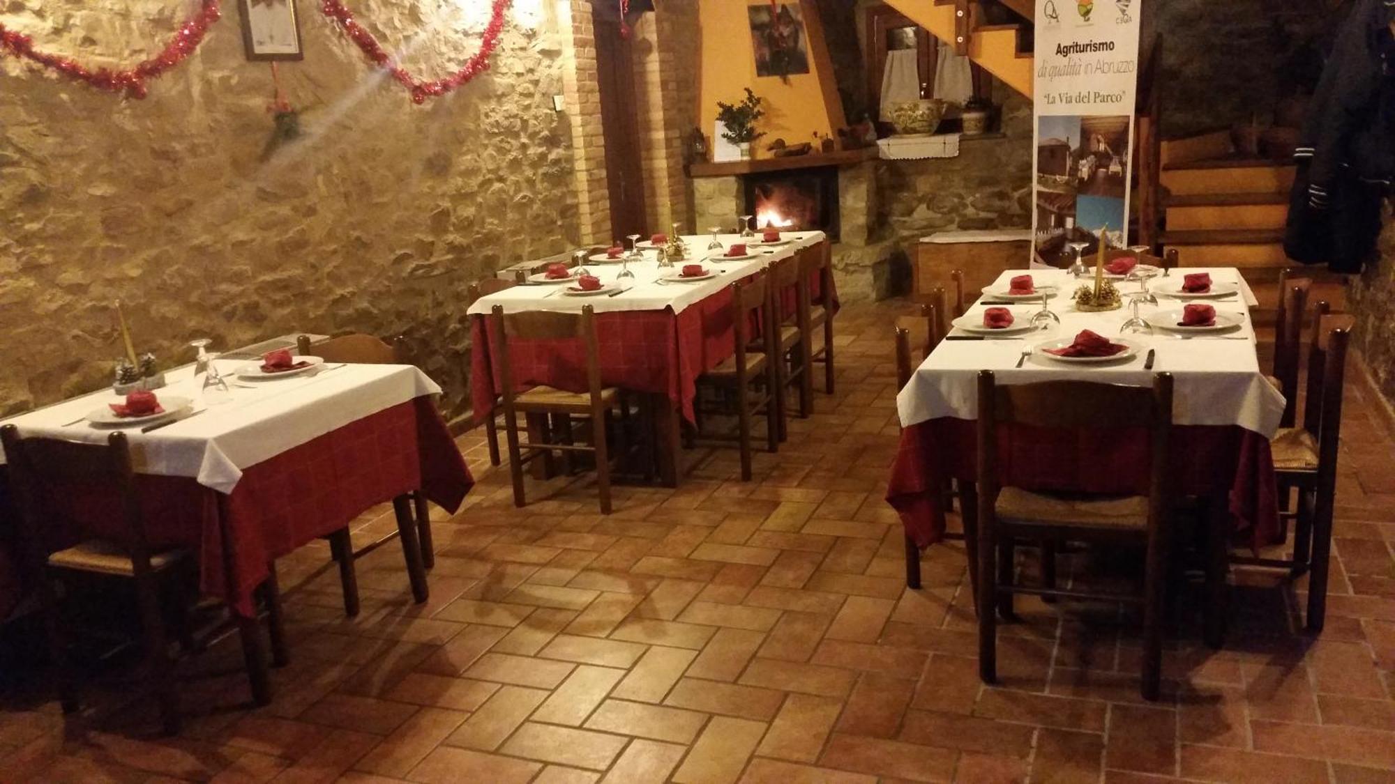 La Via Del Parco Villa Arsita Екстериор снимка