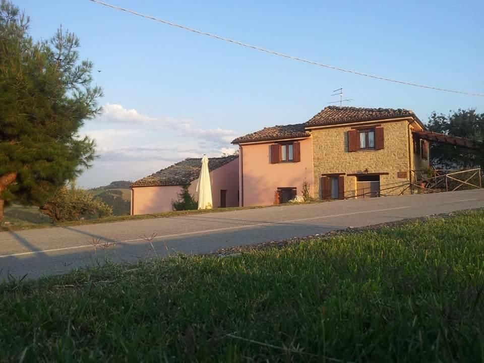 La Via Del Parco Villa Arsita Екстериор снимка